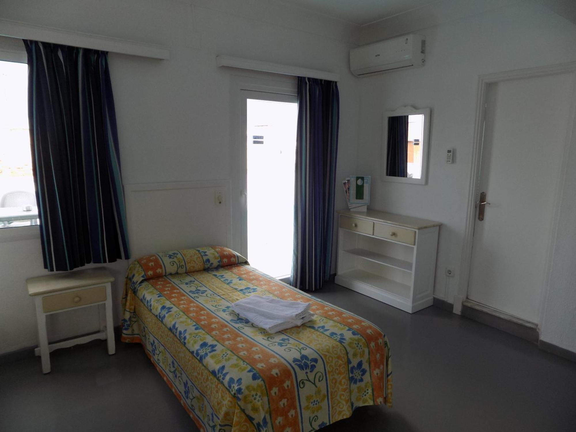 Hostal Villa Maruja Эл Аренал Номер фото