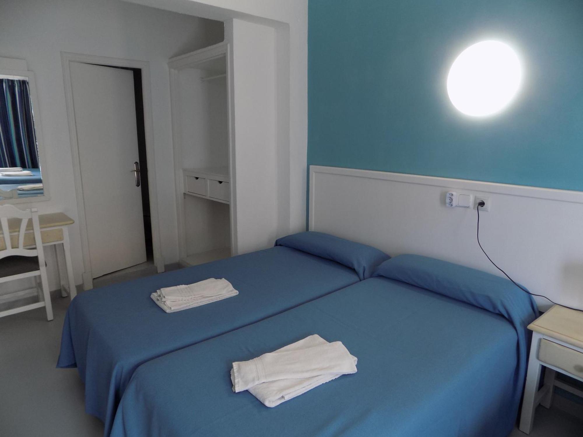 Hostal Villa Maruja Эл Аренал Номер фото