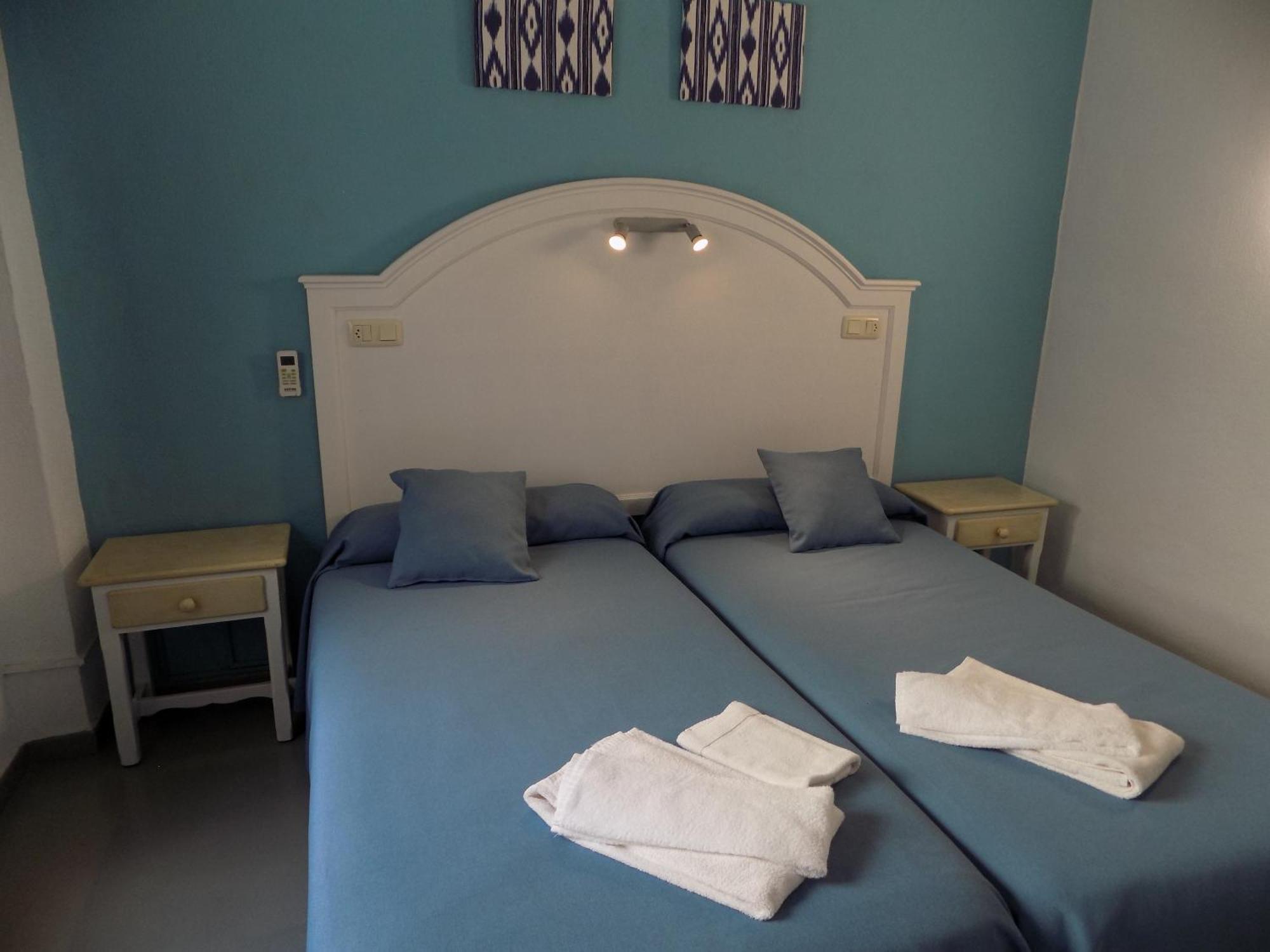 Hostal Villa Maruja Эл Аренал Номер фото