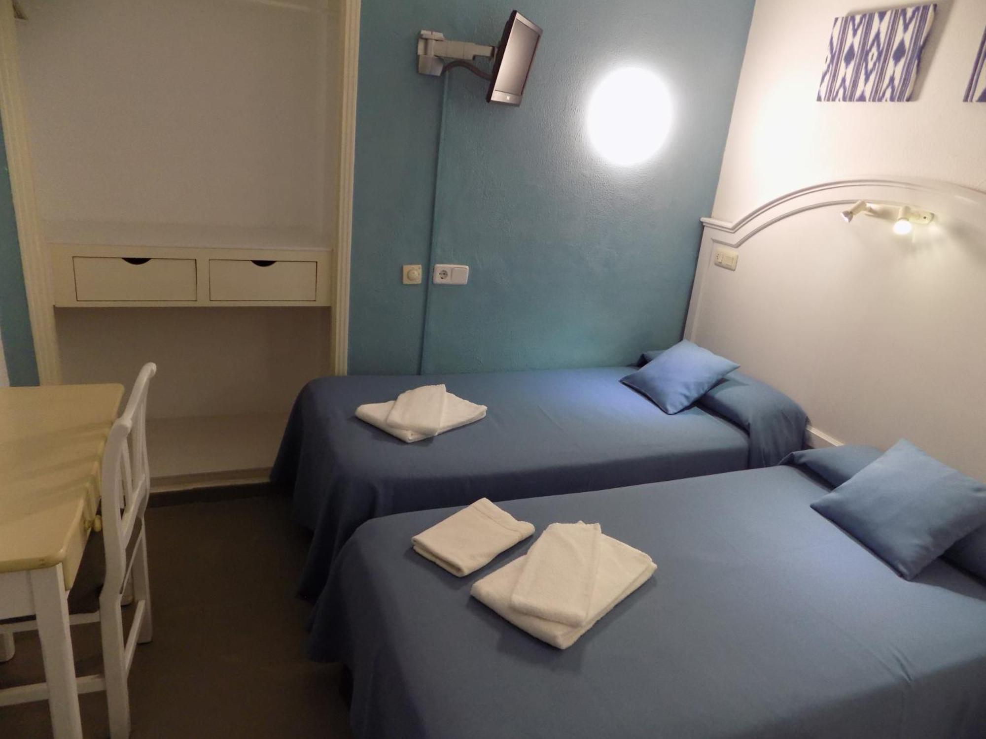Hostal Villa Maruja Эл Аренал Номер фото