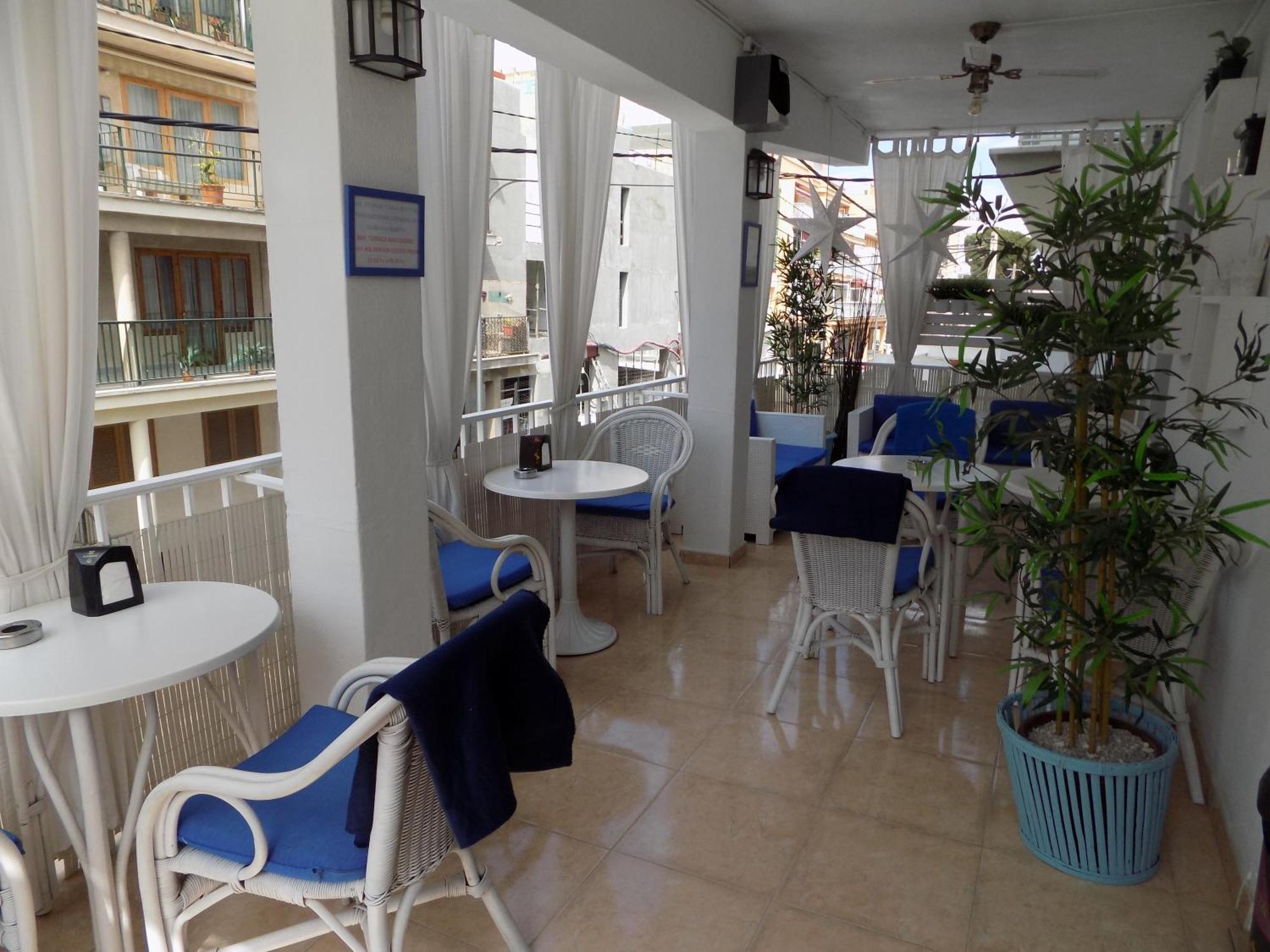 Hostal Villa Maruja Эл Аренал Экстерьер фото