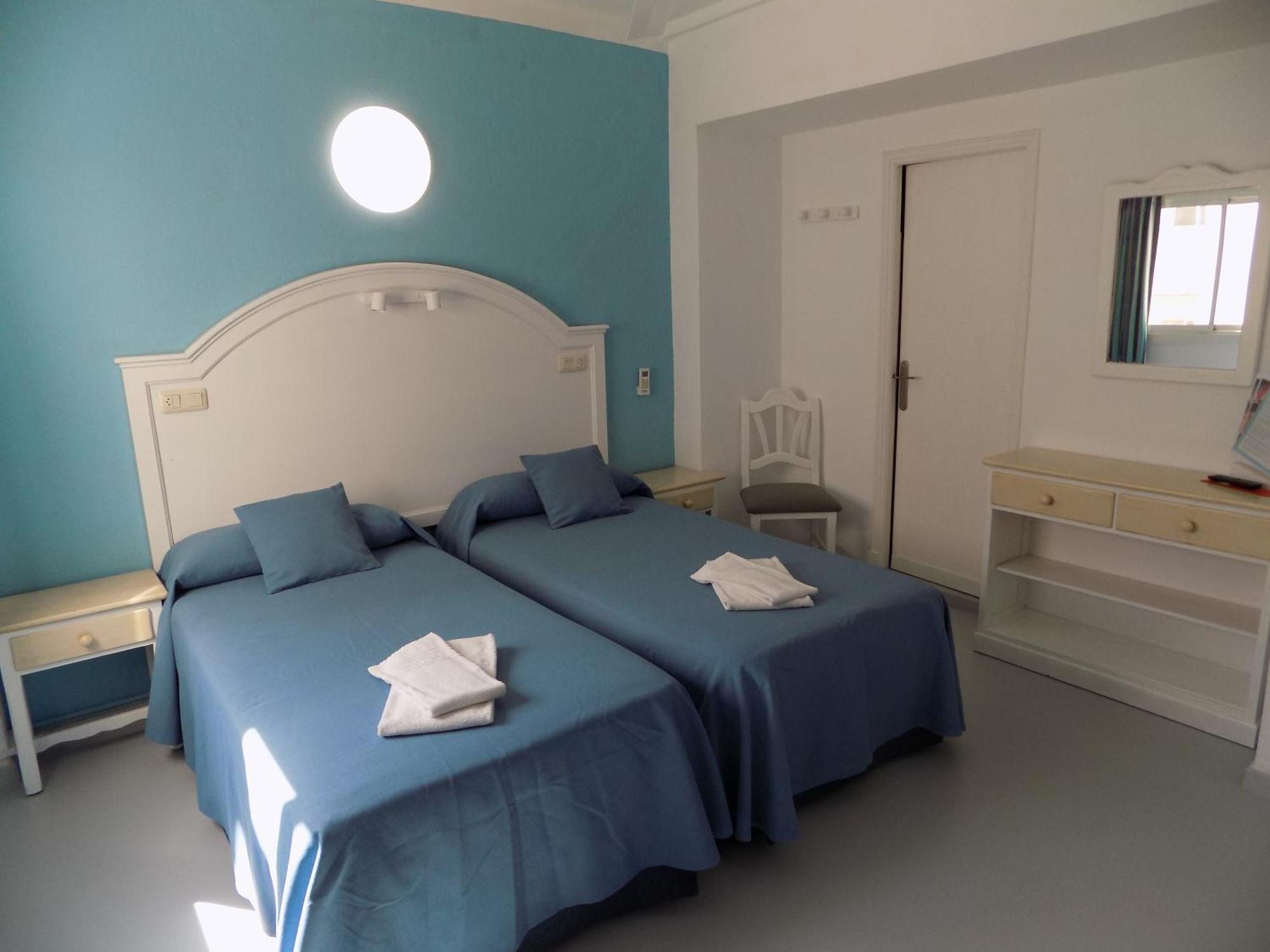 Hostal Villa Maruja Эл Аренал Номер фото